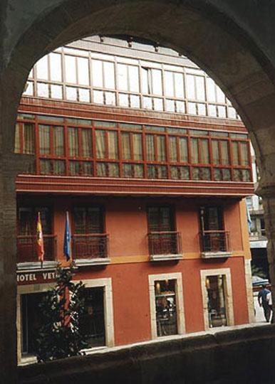 Hotel Vetusta Oviedo Buitenkant foto